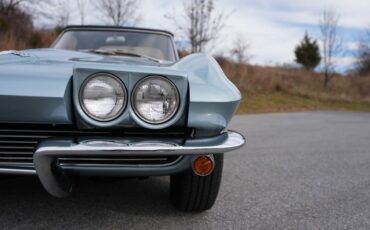 Chevrolet-Corvette-1964-Silver-Blue-Black-28