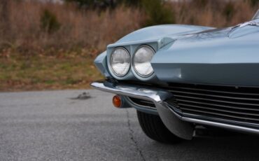 Chevrolet-Corvette-1964-Silver-Blue-Black-30