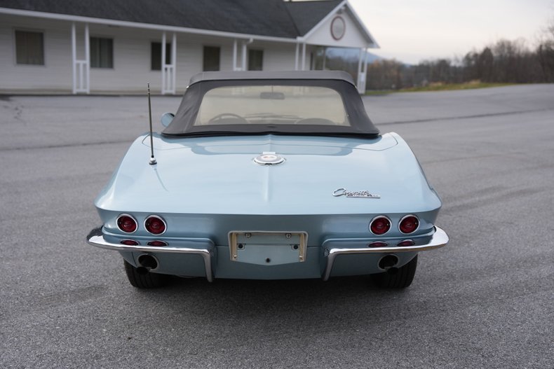 Chevrolet-Corvette-1964-Silver-Blue-Black-7