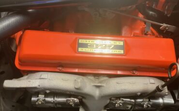 Chevrolet-Corvette-1964-White-Red-1