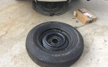 Chevrolet-Corvette-1964-White-Red-12