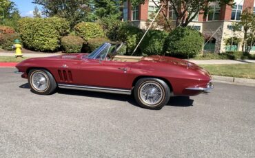 Chevrolet-Corvette-1965-1