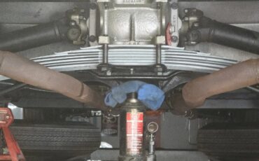 Chevrolet-Corvette-1965-Nassau-Blue-White-16