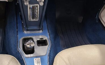 Chevrolet-Corvette-1965-Nassau-Blue-White-8