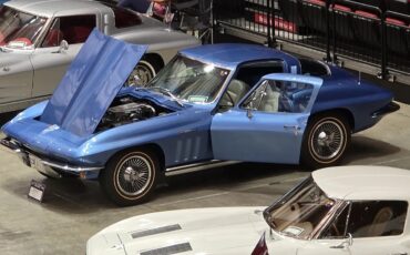 Chevrolet-Corvette-1965-Nassau-Blue-White-9