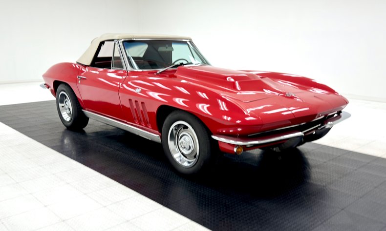 Chevrolet-Corvette-1965-Rally-Red-Black-10