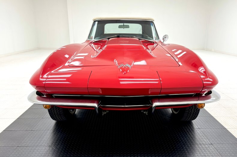Chevrolet-Corvette-1965-Rally-Red-Black-11