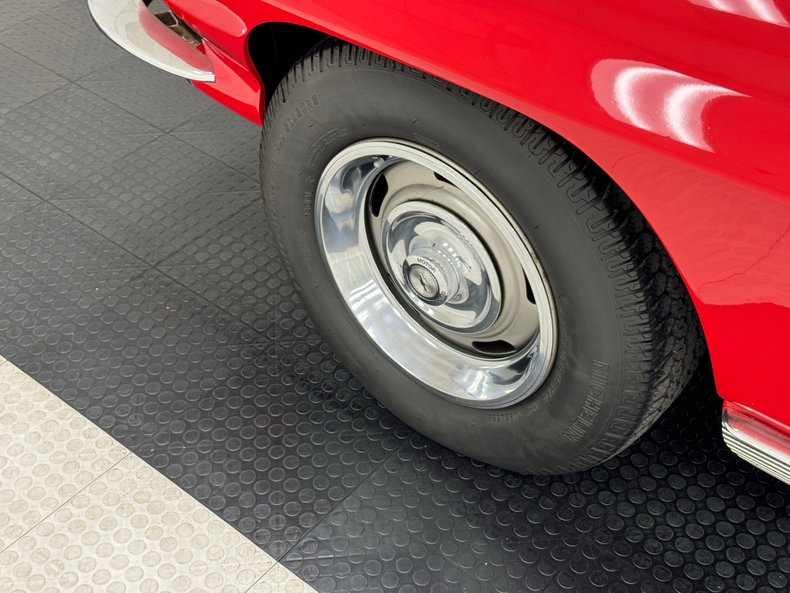 Chevrolet-Corvette-1965-Rally-Red-Black-13