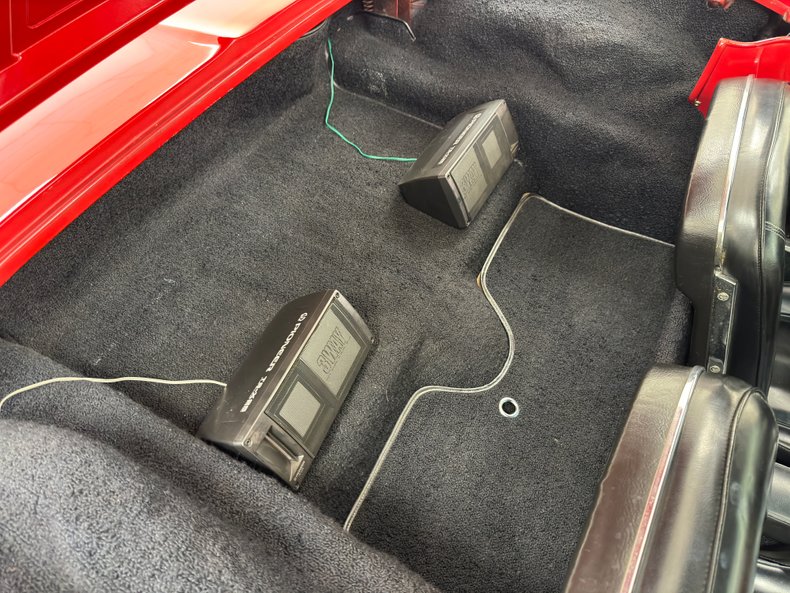 Chevrolet-Corvette-1965-Rally-Red-Black-33