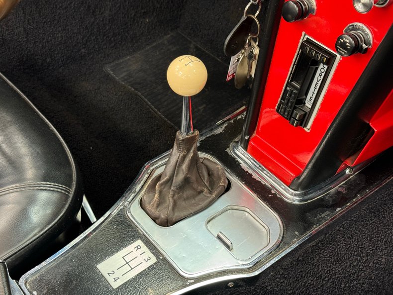 Chevrolet-Corvette-1965-Rally-Red-Black-41