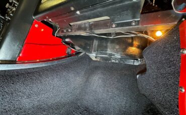 Chevrolet-Corvette-1965-Rally-Red-Black-43