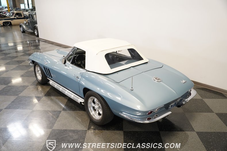 Chevrolet-Corvette-1966-Laguna-Blue-Black-17