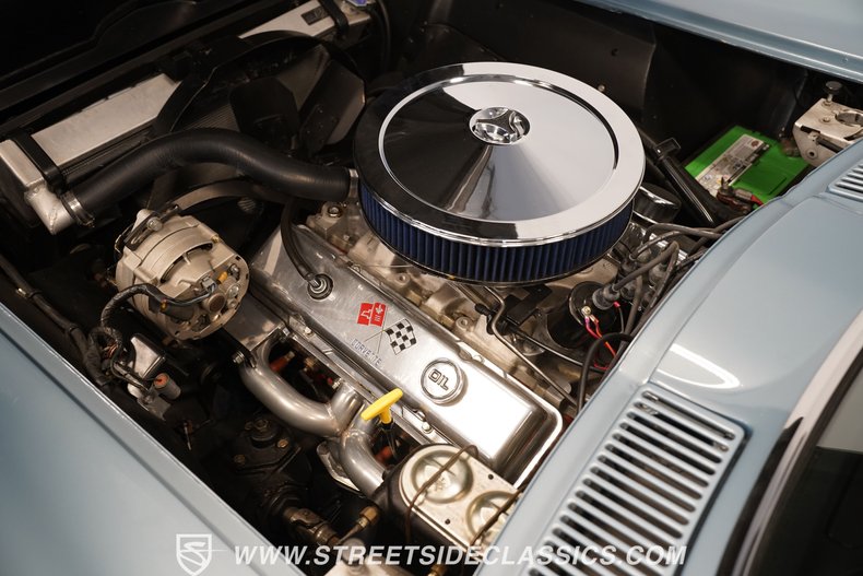 Chevrolet-Corvette-1966-Laguna-Blue-Black-27