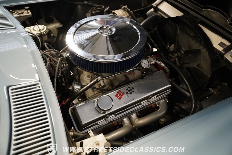 Chevrolet-Corvette-1966-Laguna-Blue-Black-29