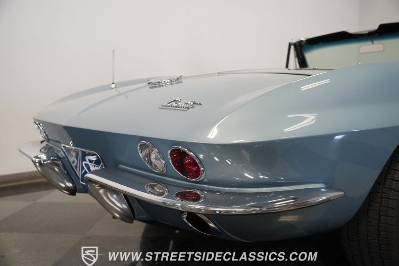 Chevrolet-Corvette-1966-Laguna-Blue-Black-32