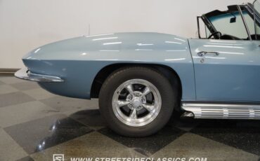 Chevrolet-Corvette-1966-Laguna-Blue-Black-42