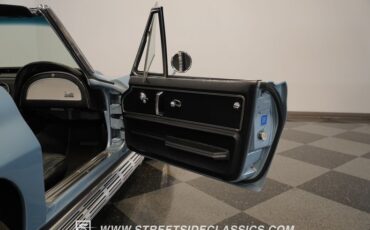 Chevrolet-Corvette-1966-Laguna-Blue-Black-45