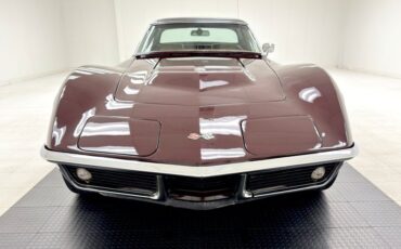 Chevrolet-Corvette-1969-Burgundy-Poly-Saddle-13