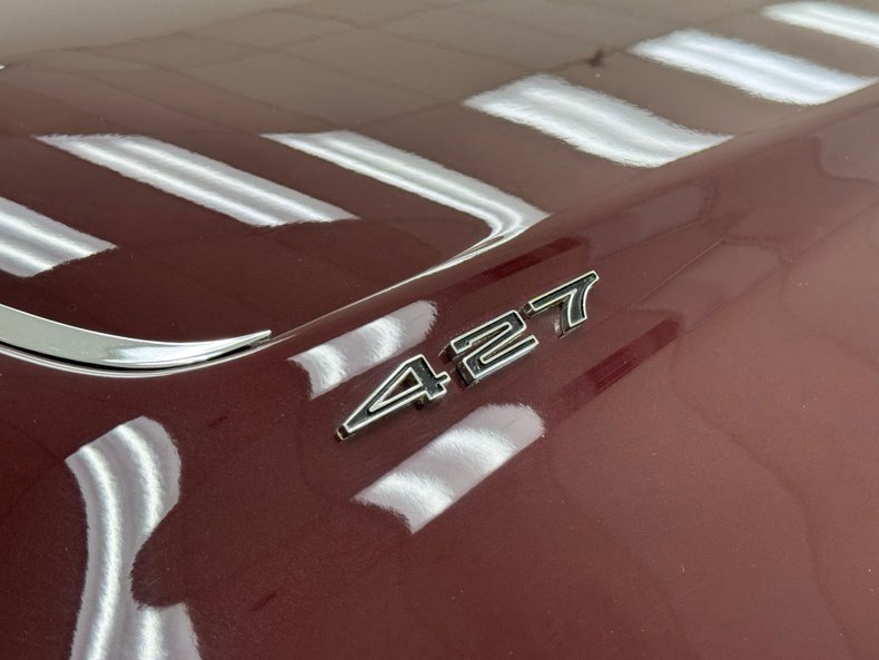 Chevrolet-Corvette-1969-Burgundy-Poly-Saddle-16