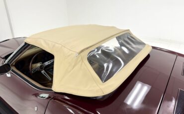 Chevrolet-Corvette-1969-Burgundy-Poly-Saddle-23