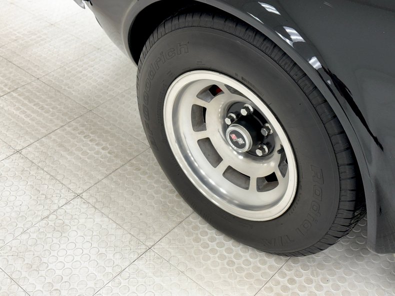 Chevrolet-Corvette-1971-Black-Saddle-20