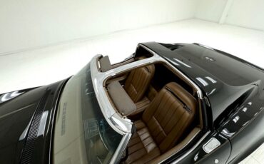 Chevrolet-Corvette-1971-Black-Saddle-22