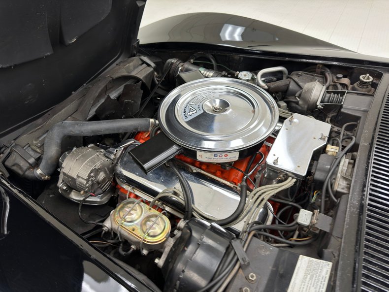 Chevrolet-Corvette-1971-Black-Saddle-24