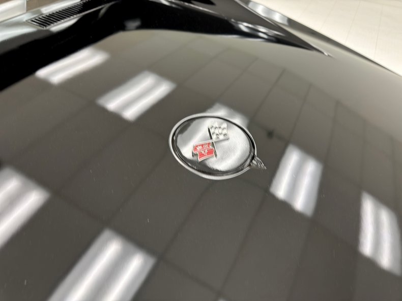 Chevrolet-Corvette-1971-Black-Saddle-28