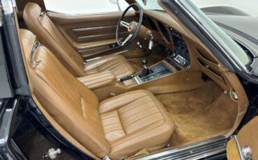 Chevrolet-Corvette-1971-Black-Saddle-4