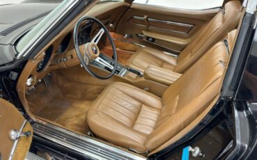 Chevrolet-Corvette-1971-Black-Saddle-43