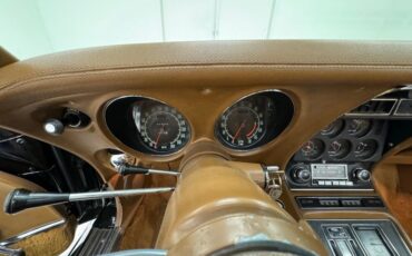 Chevrolet-Corvette-1971-Black-Saddle-44