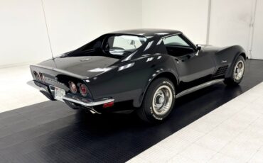 Chevrolet-Corvette-1972-Black-Black-10