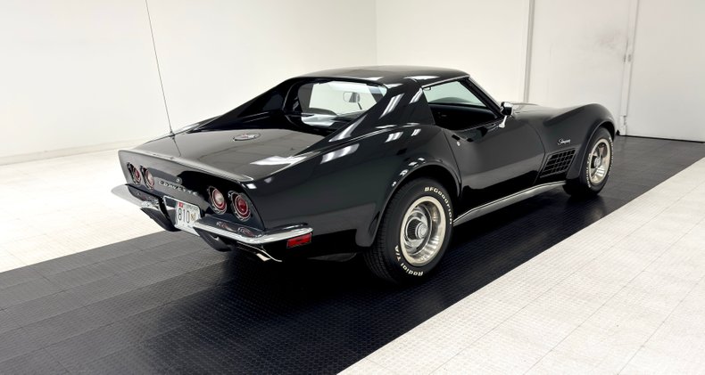 Chevrolet-Corvette-1972-Black-Black-10