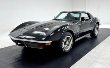 Chevrolet-Corvette-1972-Black-Black-24