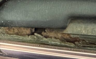 Chevrolet-Corvette-1972-Black-Black-25