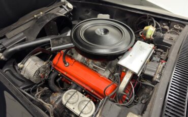 Chevrolet-Corvette-1972-Black-Black-33