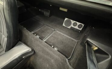 Chevrolet-Corvette-1972-Black-Black-38