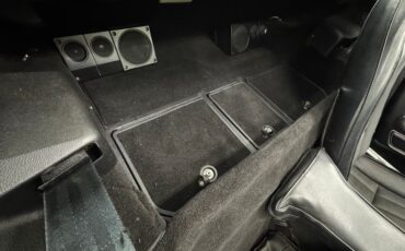 Chevrolet-Corvette-1972-Black-Black-41