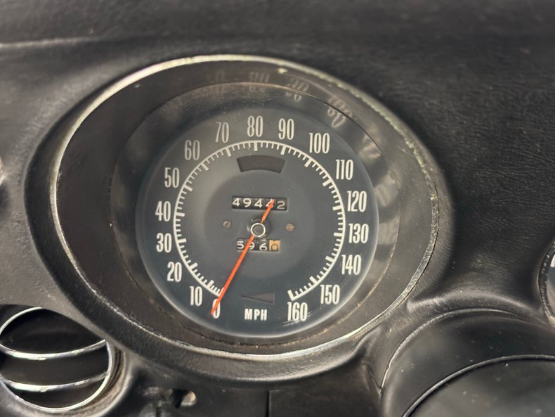 Chevrolet-Corvette-1972-Black-Black-44