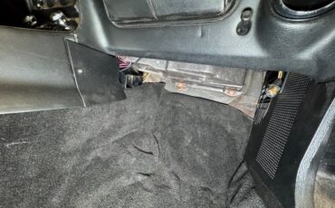 Chevrolet-Corvette-1972-Black-Black-47