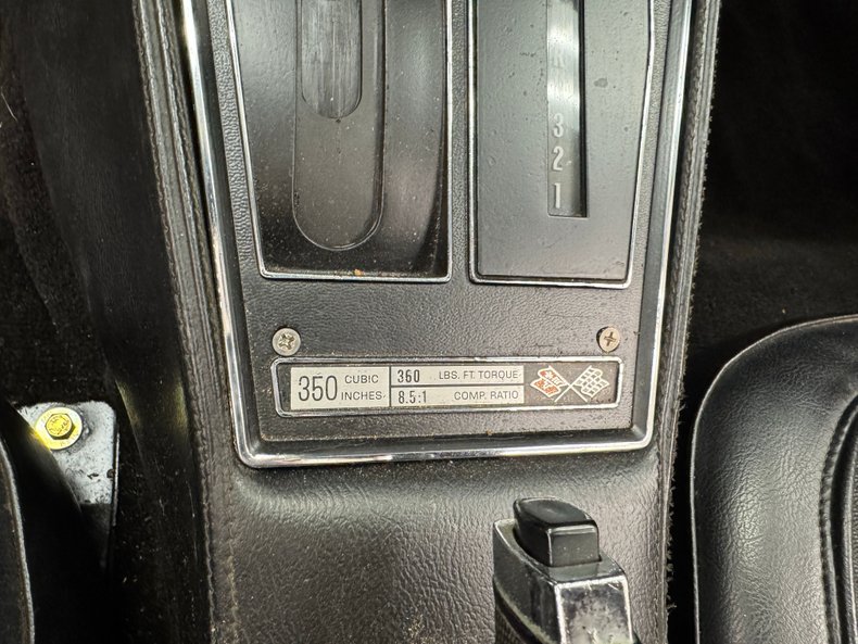 Chevrolet-Corvette-1972-Black-Black-5