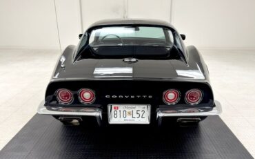 Chevrolet-Corvette-1972-Black-Black-9