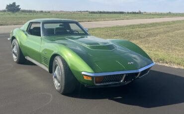 Chevrolet-Corvette-1972-Elkhart-Green-Black-4