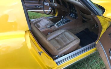 Chevrolet-Corvette-1973-Coupe-11
