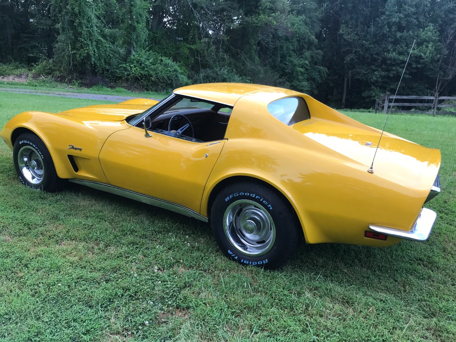 Chevrolet-Corvette-1973-Coupe-13
