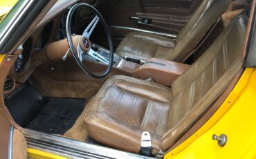 Chevrolet-Corvette-1973-Coupe-9