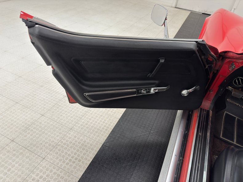 Chevrolet-Corvette-1973-Mille-Miglia-Red-Black-32