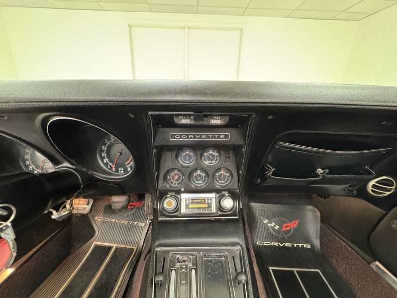 Chevrolet-Corvette-1973-Mille-Miglia-Red-Black-41