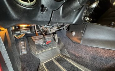 Chevrolet-Corvette-1973-Mille-Miglia-Red-Black-45