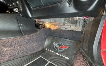 Chevrolet-Corvette-1973-Mille-Miglia-Red-Black-46